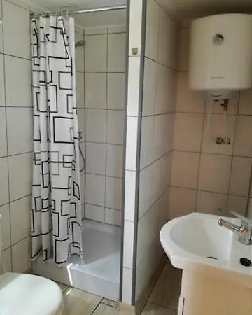 Letniskowe U Braci * Rewal